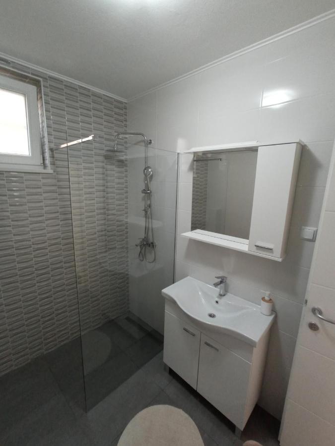 Sun Studio Apartment Komolac Luaran gambar
